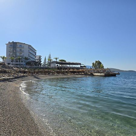 Panorama View Apartments Sarandë Buitenkant foto