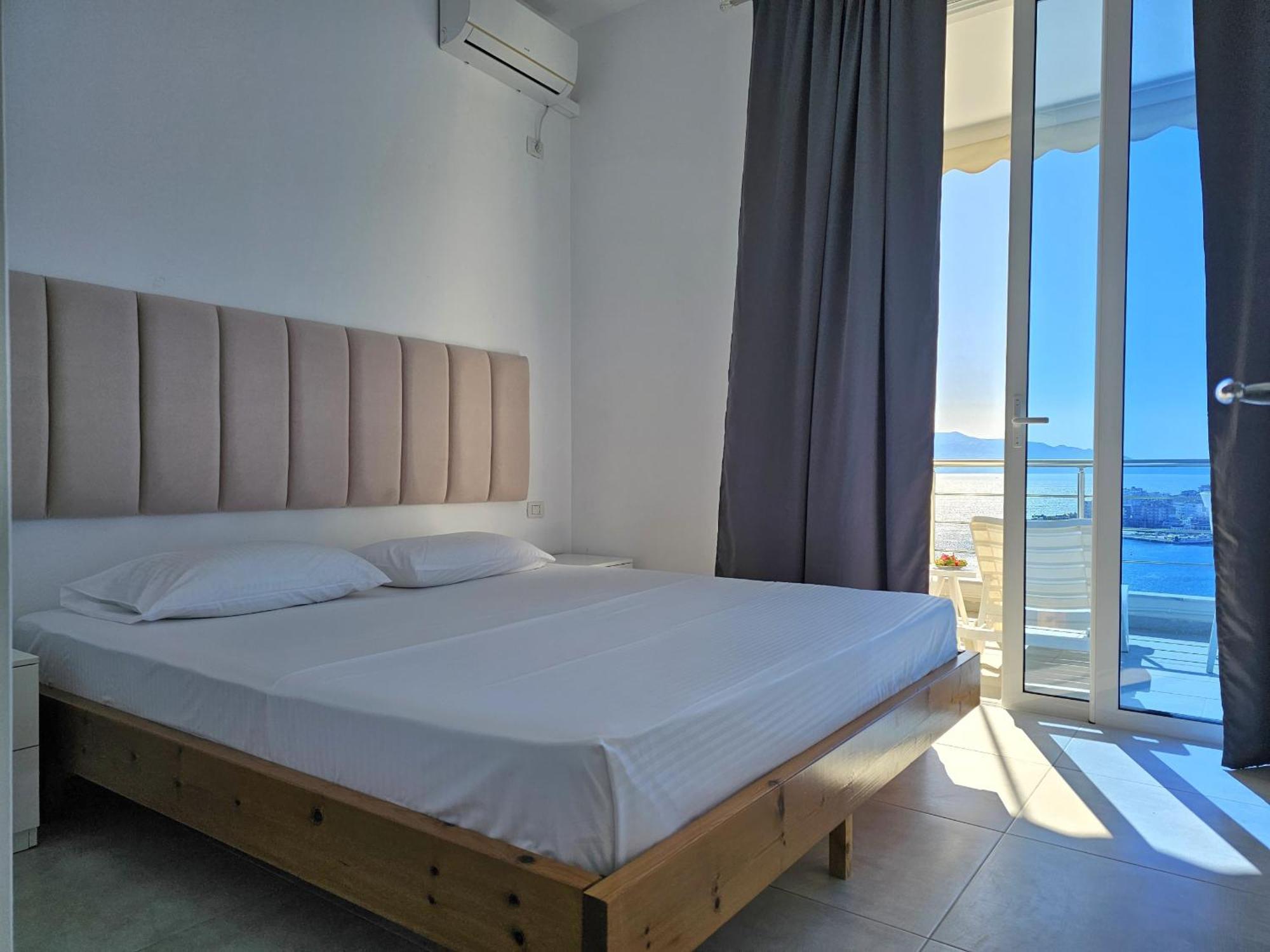 Panorama View Apartments Sarandë Buitenkant foto