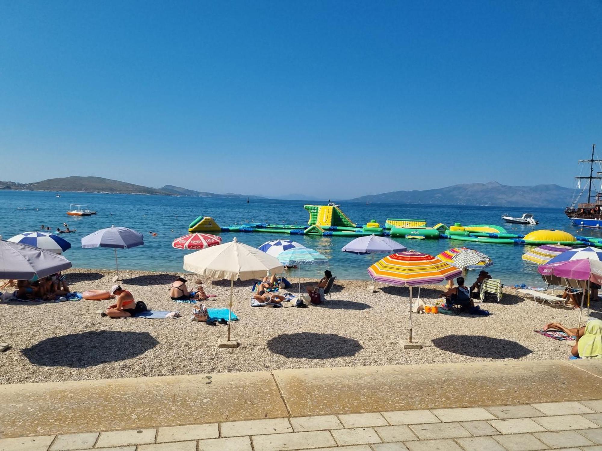 Panorama View Apartments Sarandë Buitenkant foto