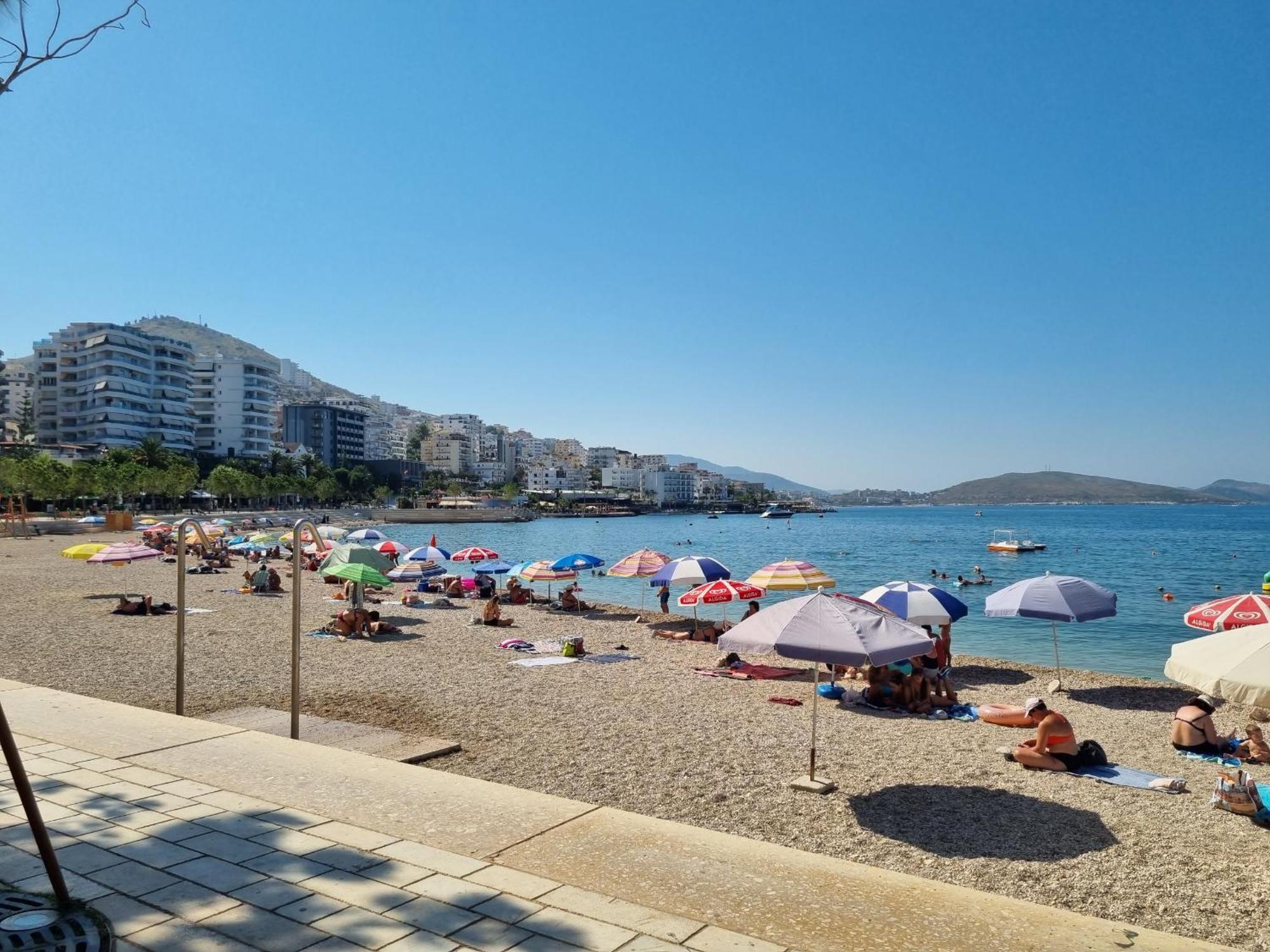 Panorama View Apartments Sarandë Buitenkant foto