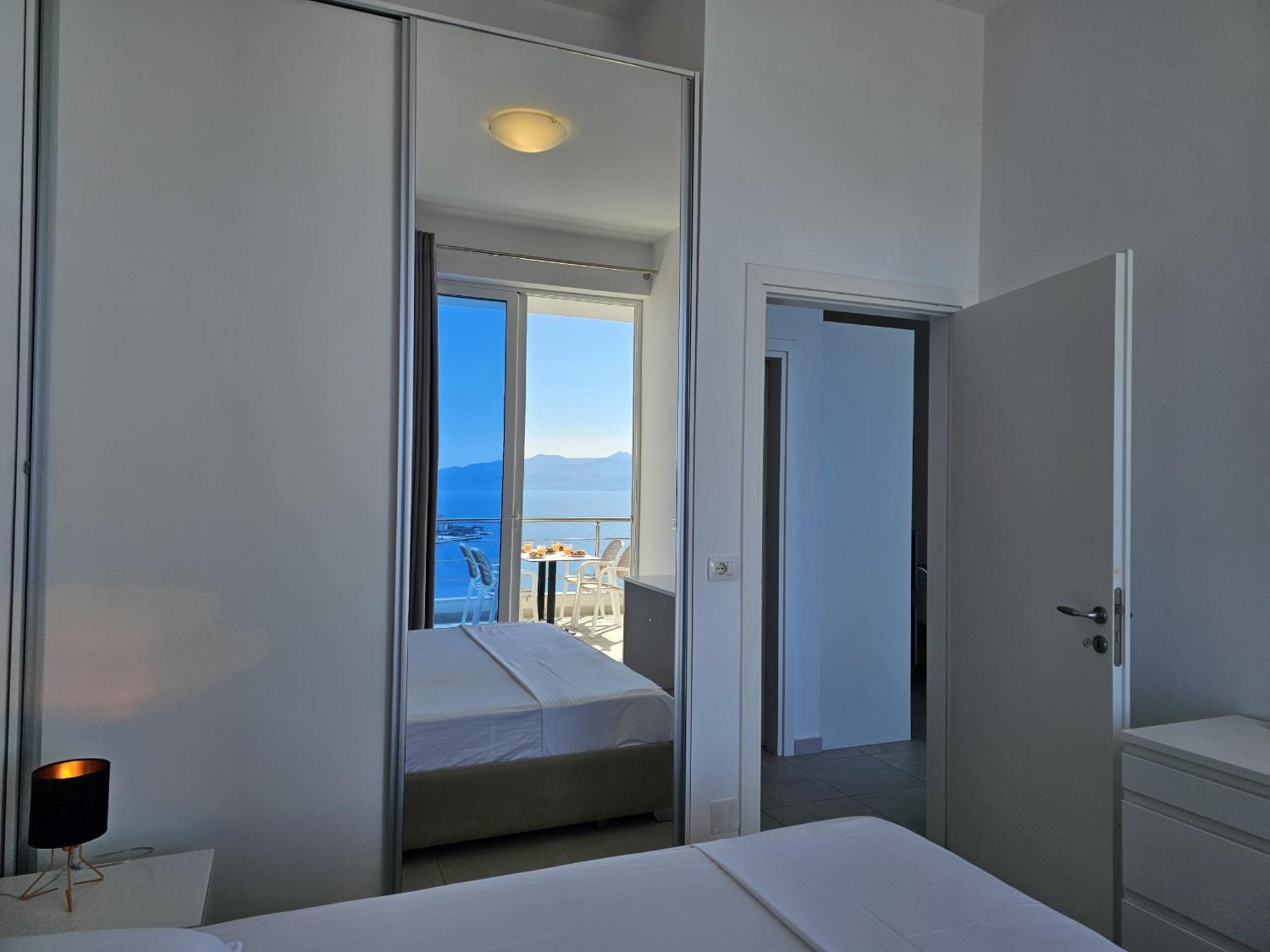Panorama View Apartments Sarandë Buitenkant foto