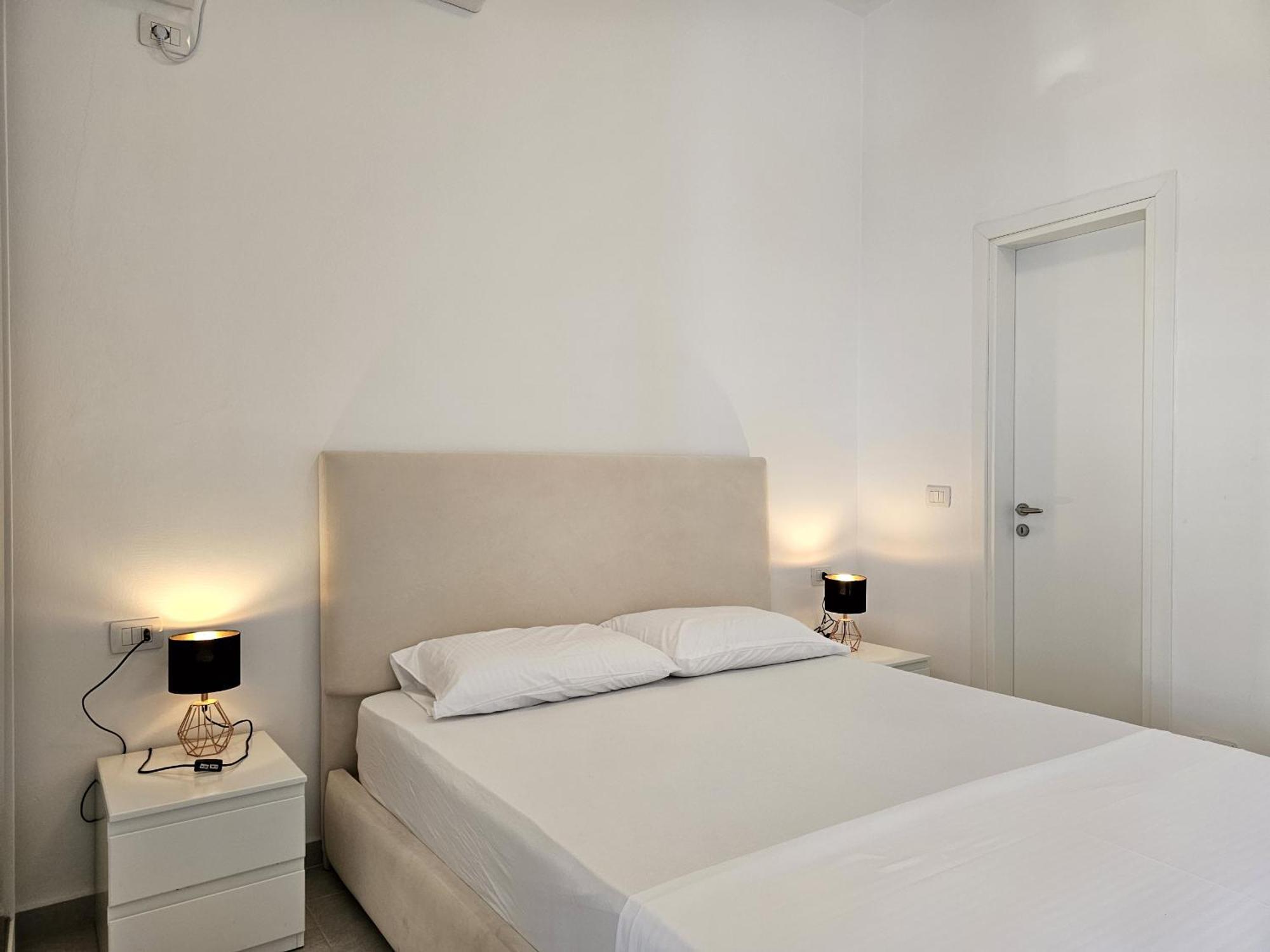 Panorama View Apartments Sarandë Buitenkant foto